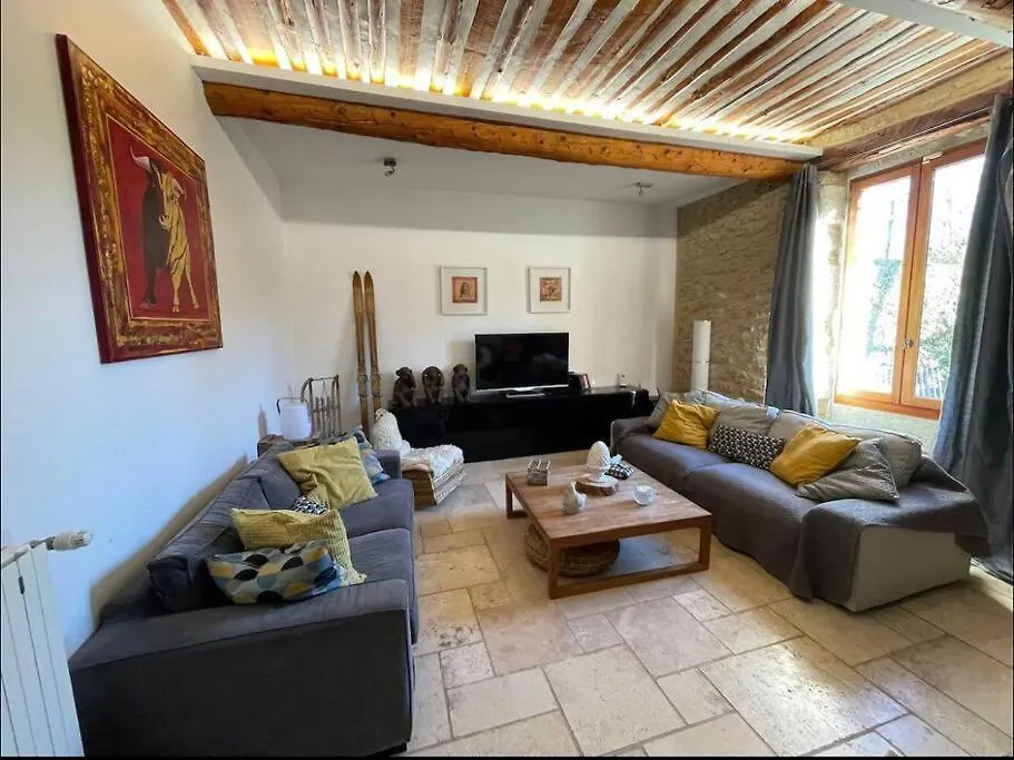 Holiday home Mas L Oustau De Memei Althen-des-Paluds