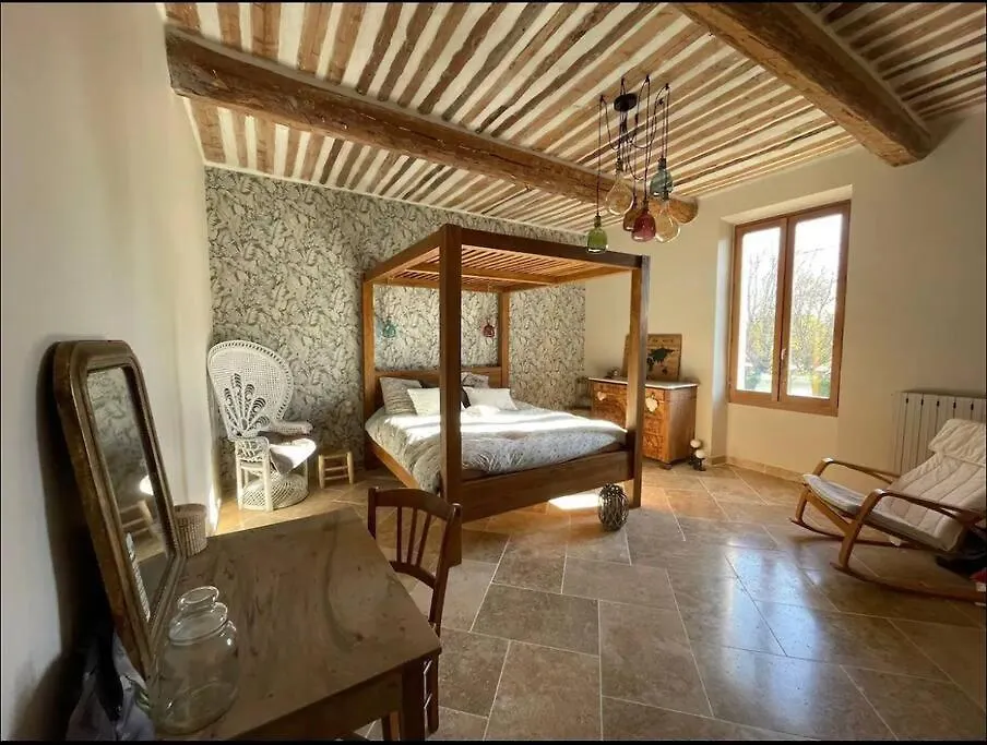Mas L Oustau De Memei Althen-des-Paluds Holiday home